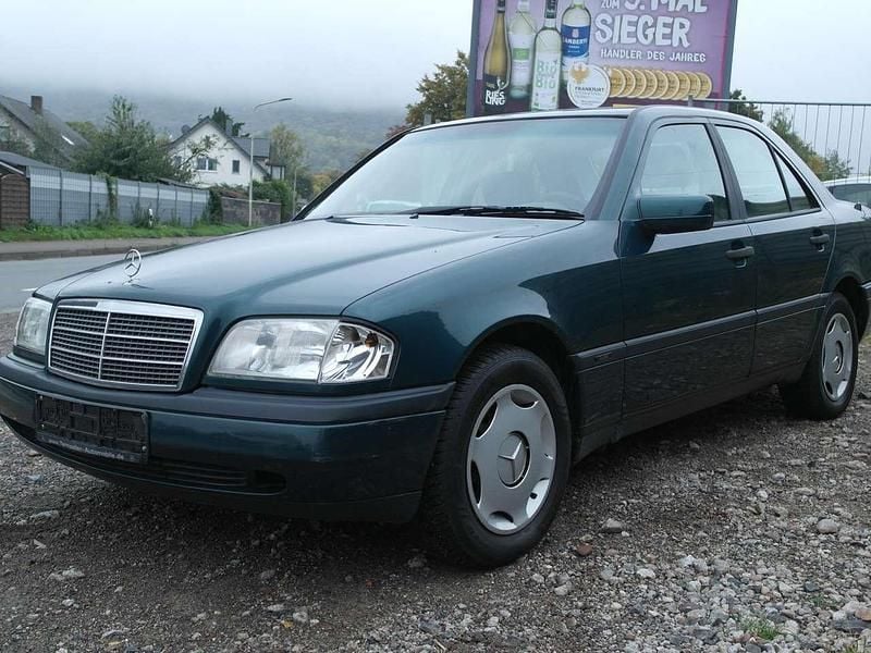 Other Gebraucht 1996 Mercedes C180 Classic Limousine | 1.299 € (Superpreis) - Bild 1/4