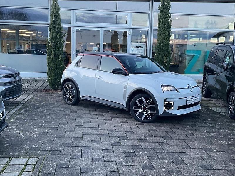 Neu Renault 5 E-Tech Urban 89 kW (122 PS) 2025 Weiß Limousine