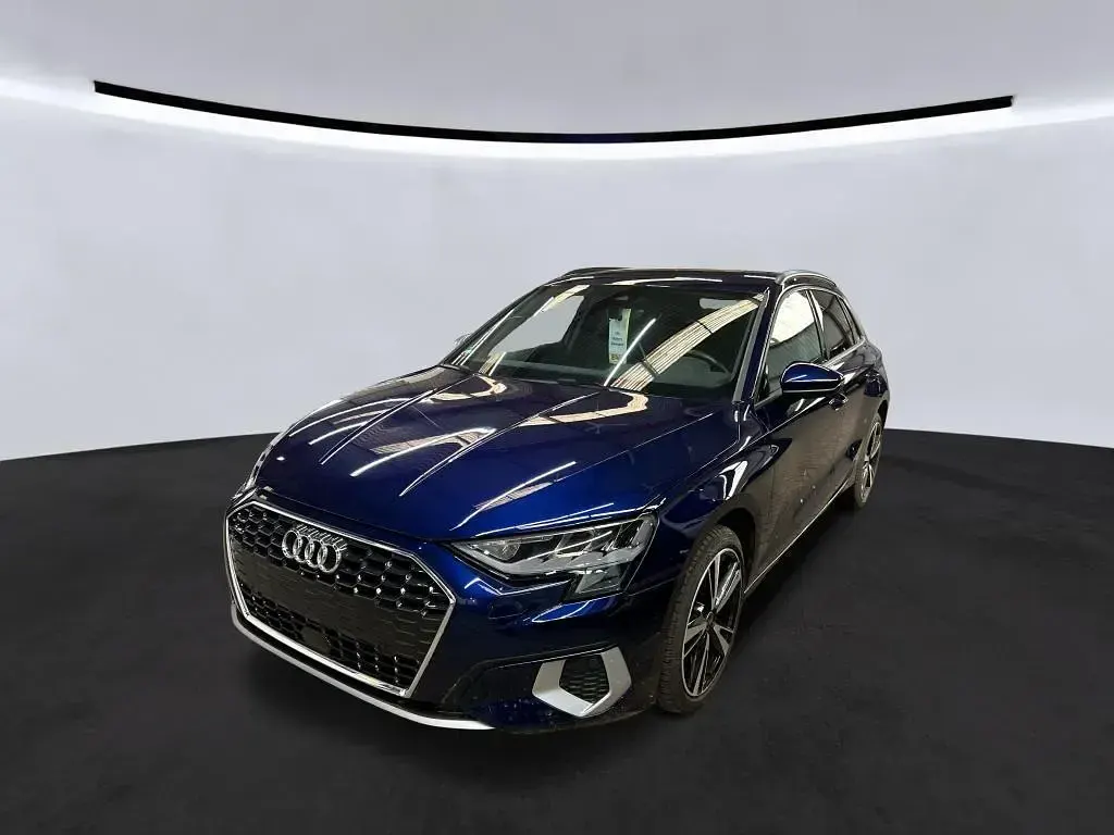 Gebraucht Audi A3 Advanced Plus 2023 Navarrablau metallic Limousine