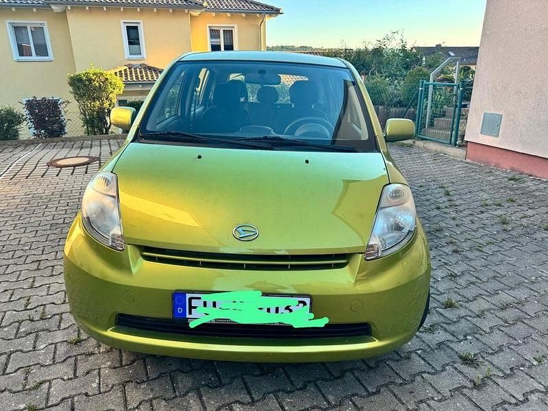 Grün Gebraucht 2007 Daihatsu Sirion Kleinwagen | 1.990 € (Guter Preis) - Bild 1/4