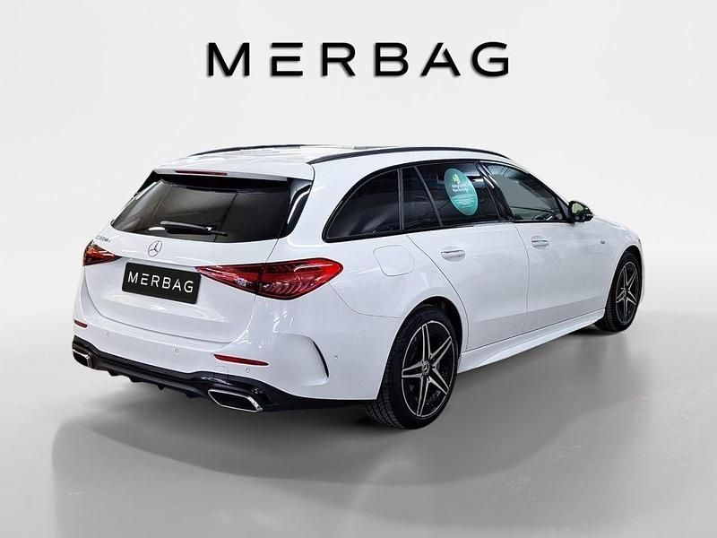 Gebraucht Mercedes C300e Premium 197 PS (144 kW) 2025 Weiß Limousine