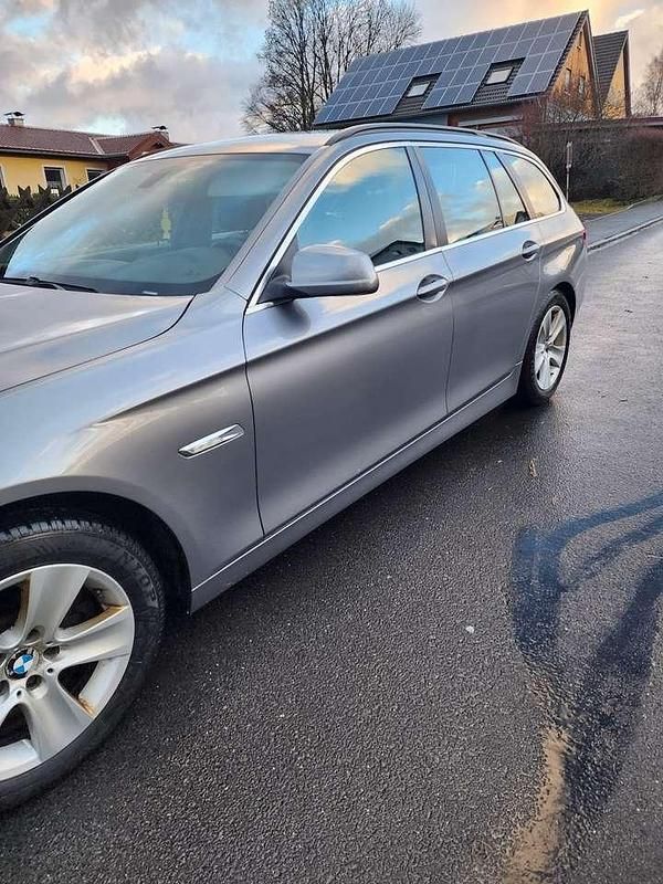 Second-hand BMW 520 184 CP (135 kW) 2013 Gri Break