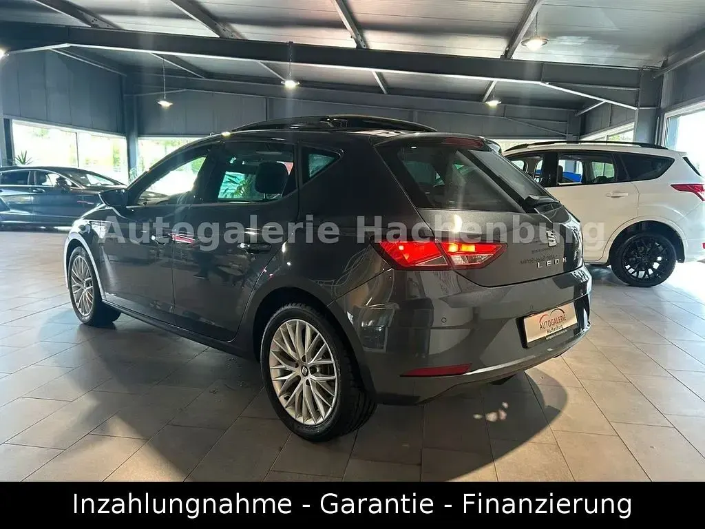 Usata Seat Leon Style 131 CV (96 kW) 2019 Grigio Berlina