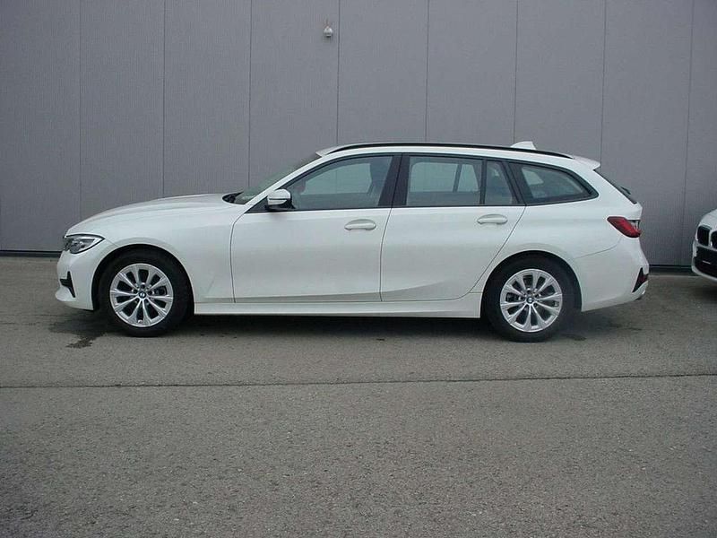 Gebraucht BMW 320 190 PS (139 kW) 2021 Weiß Kombi