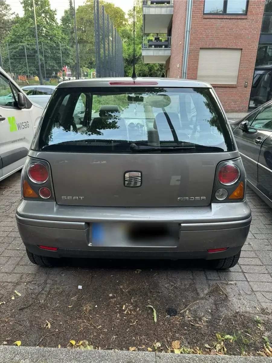 Gebraucht Seat Arosa 50 PS (36 kW) 2003 Grau Kleinwagen