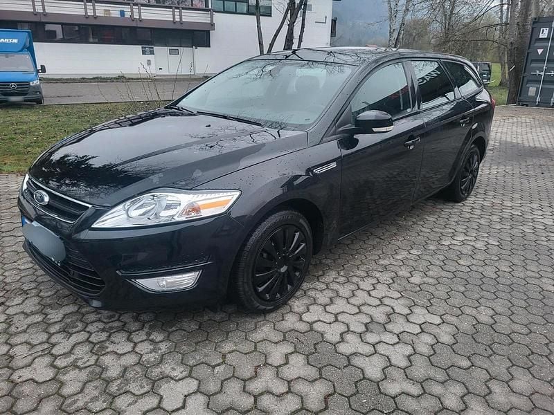 Gebraucht Ford Mondeo 125 PS (91 kW) 2010 Schwarz Kombi