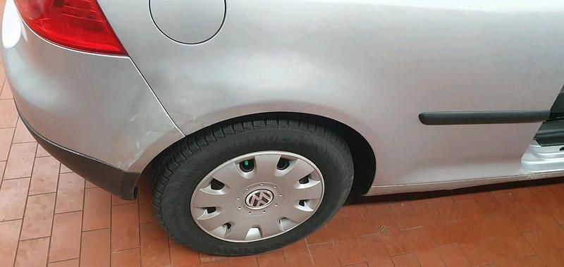 Gebraucht VW Golf V 75 PS (55 kW) 2004 Silber Kleinwagen