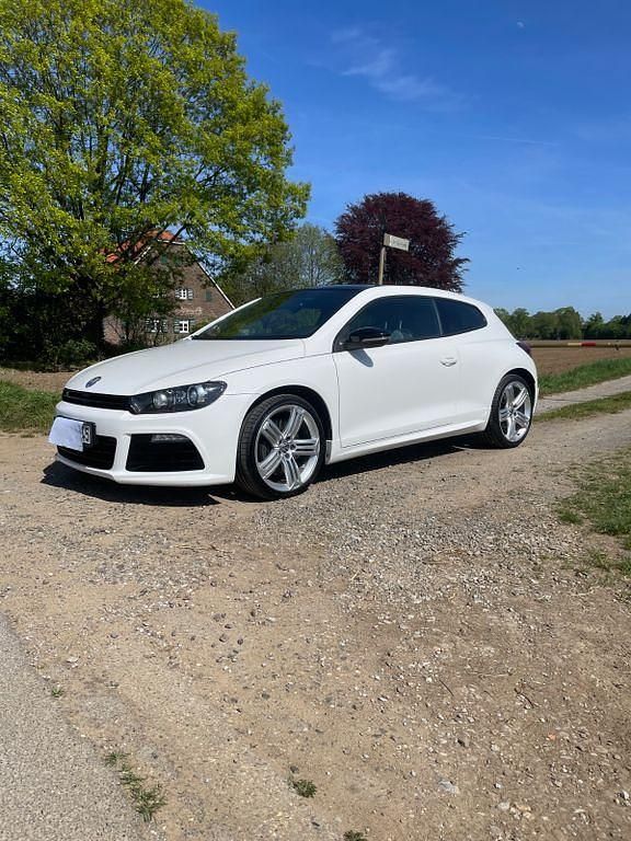 Second-hand VW Scirocco R 265 CP (194 kW) 2010 Alb Coupe