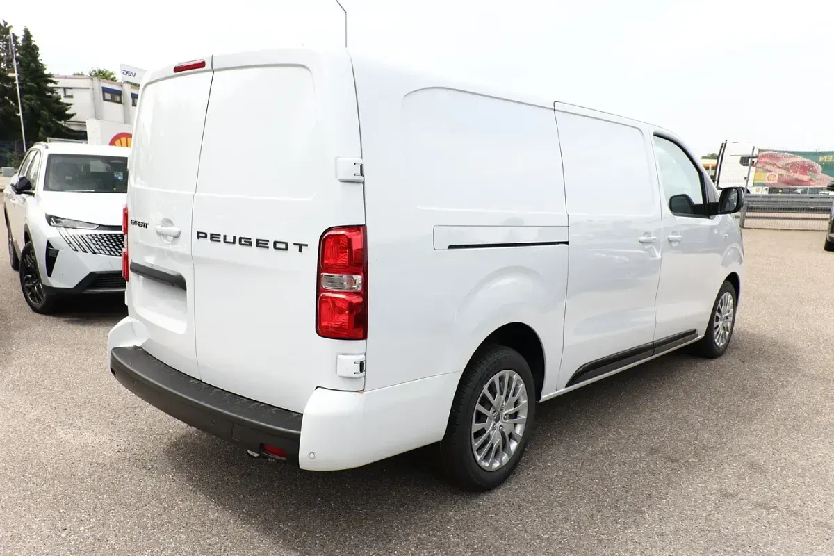 Neu Peugeot Expert Style 180 PS (132 kW) 2026 Weiss Van