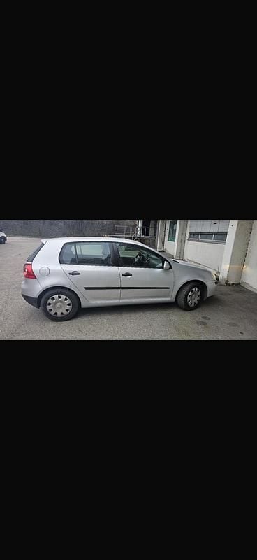 Gebraucht VW Golf IV 115 PS (84 kW) 2004 Silber Limousine