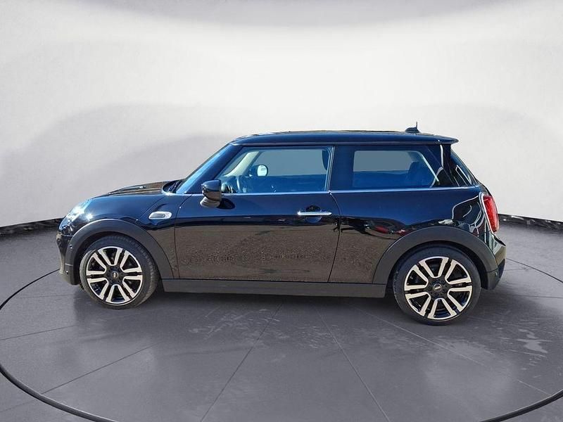 Używany Mini Cooper 136 KM (100 kW) 2020 Czarny Hatchback