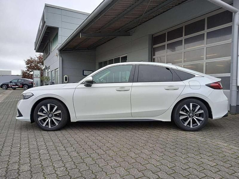 Gebraucht Honda Civic Elegance 184 PS (135 kW) 2025 Platinum white p Limousine