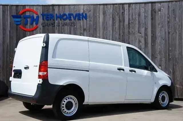 Gebraucht Mercedes Vito 114 PS (83 kW) 2017 Weiß Van