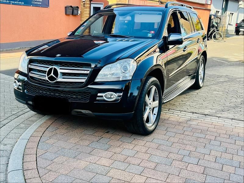 Gebraucht Mercedes GL420 306 PS (225 kW) 2008 SUV