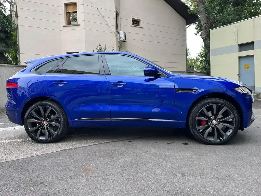 Gebraucht Jaguar F-Pace Prestige 300 PS (220 kW) 2016 Blau SUV
