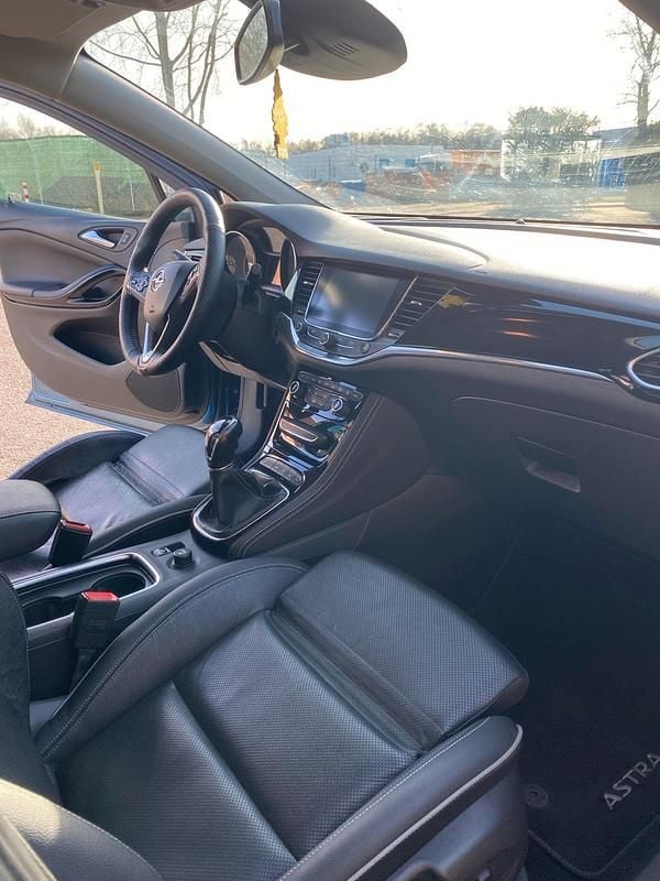 Gebraucht Opel Astra Excellence 136 PS (100 kW) 2015 Blau Kleinwagen