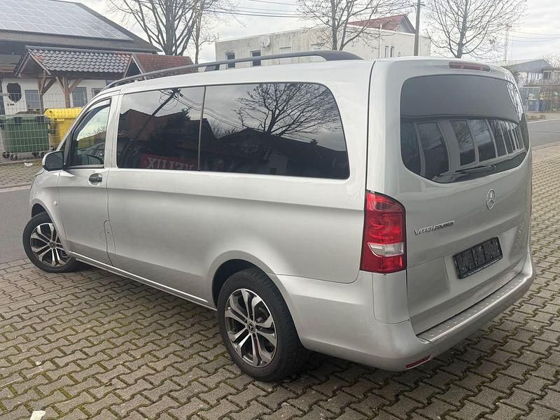 Gebraucht Mercedes Vito 163 PS (119 kW) 2019 Silber Van