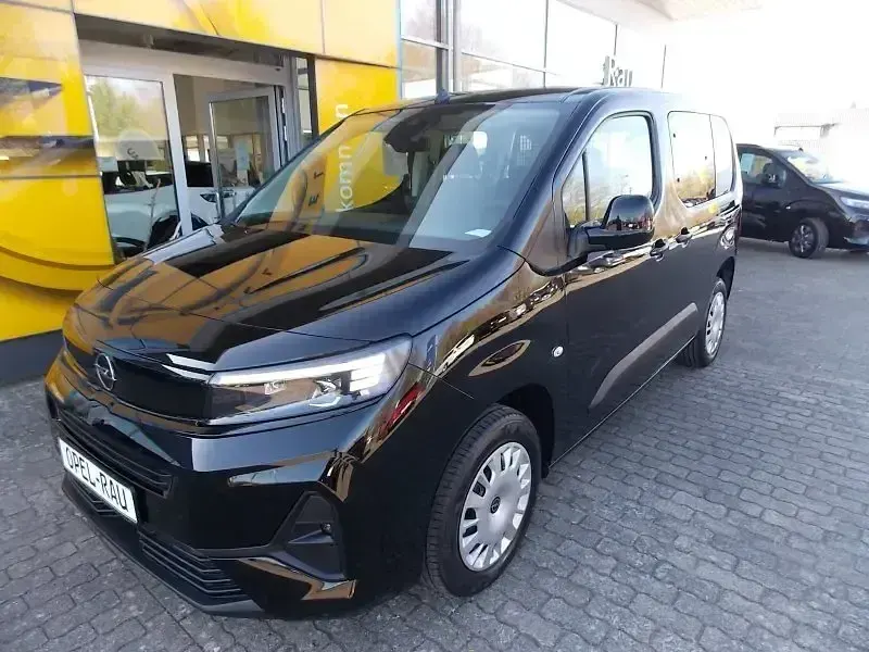 Neu Opel Combo Life Edition 102 PS (75 kW) 2025 Lackierung schwarz perla nera Van / Kleinbus