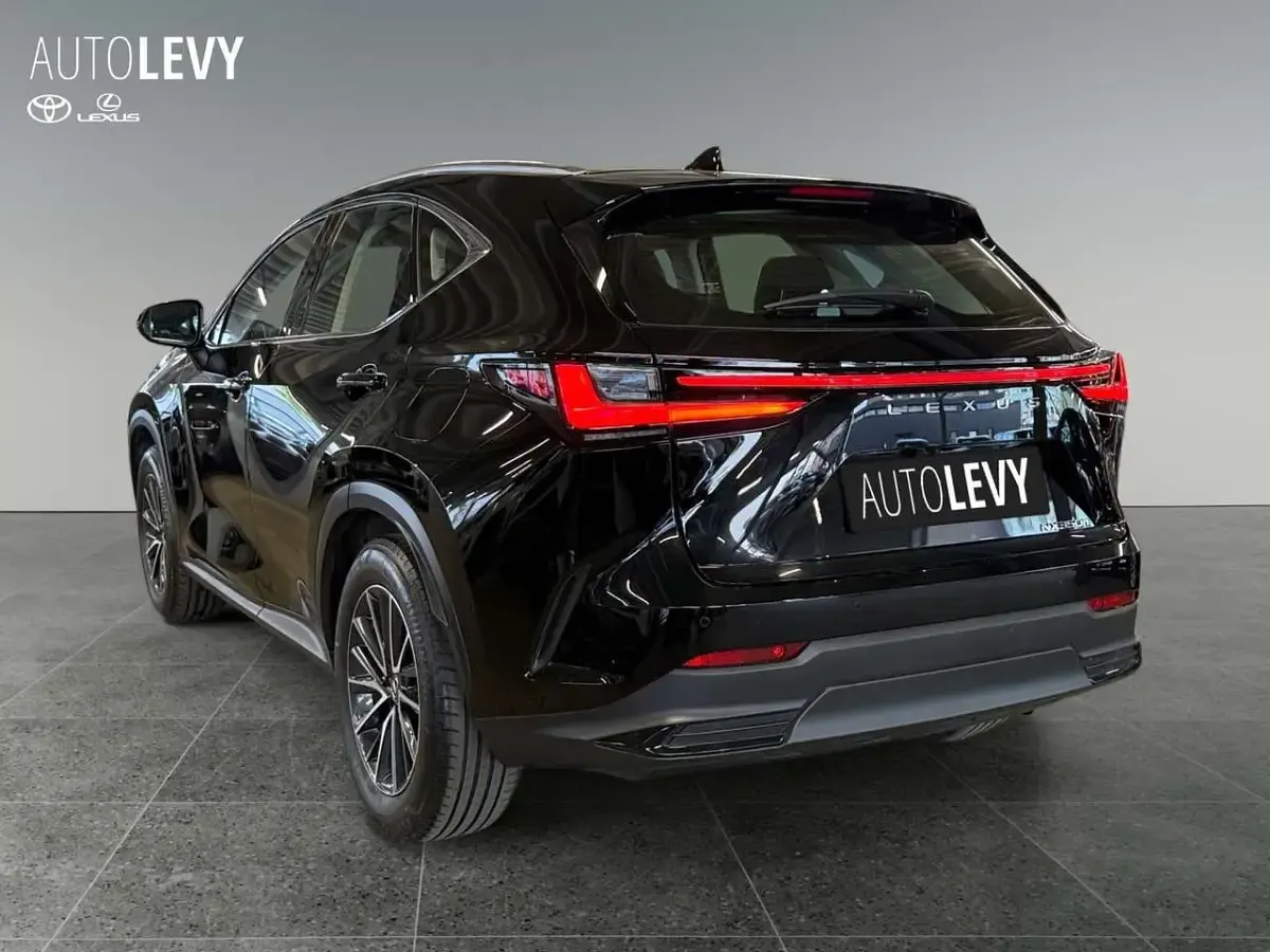 Gebraucht Lexus NX350h 243 PS (178 kW) 2024 Schwarz SUV