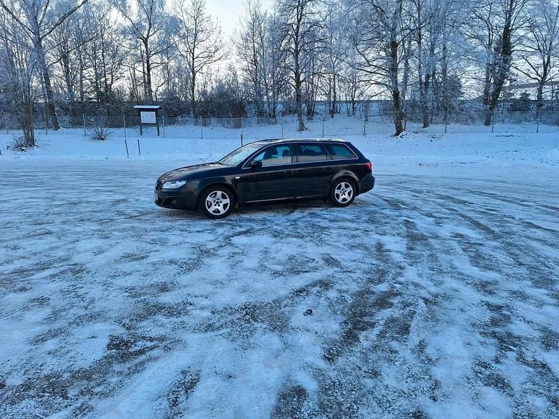 Gebraucht Seat Exeo 170 PS (125 kW) 2012 Schwarz Kombi