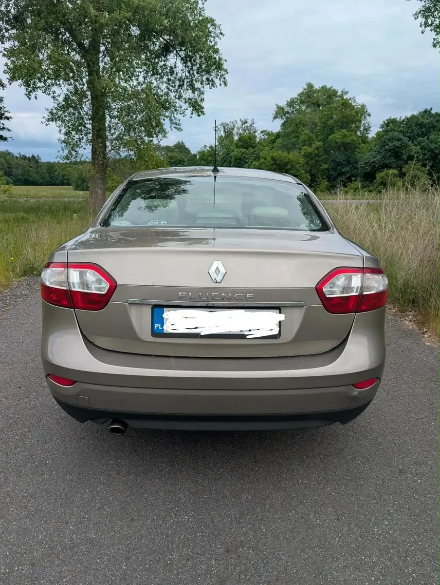 Gebraucht Renault Fluence 110 PS (80 kW) 2010 Beige Limousine