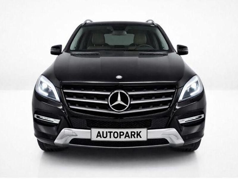 Gebraucht Mercedes ML250 204 PS (150 kW) 2015 Schwarz SUV