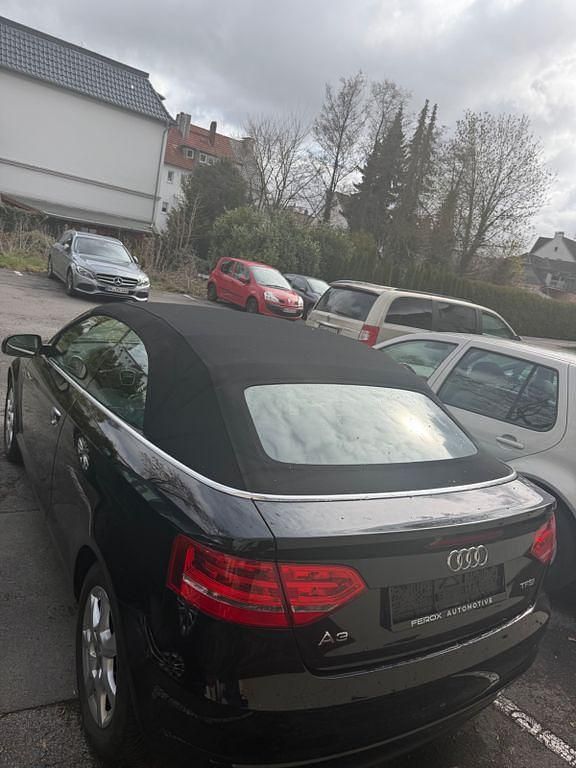 Gebraucht Audi A3 Cabriolet Attraction 105 PS (77 kW) 2011 Schwarz Cabrio