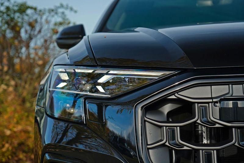 Neu Audi SQ8 Ambiente 507 PS (372 kW) 2025 Schwarz SUV