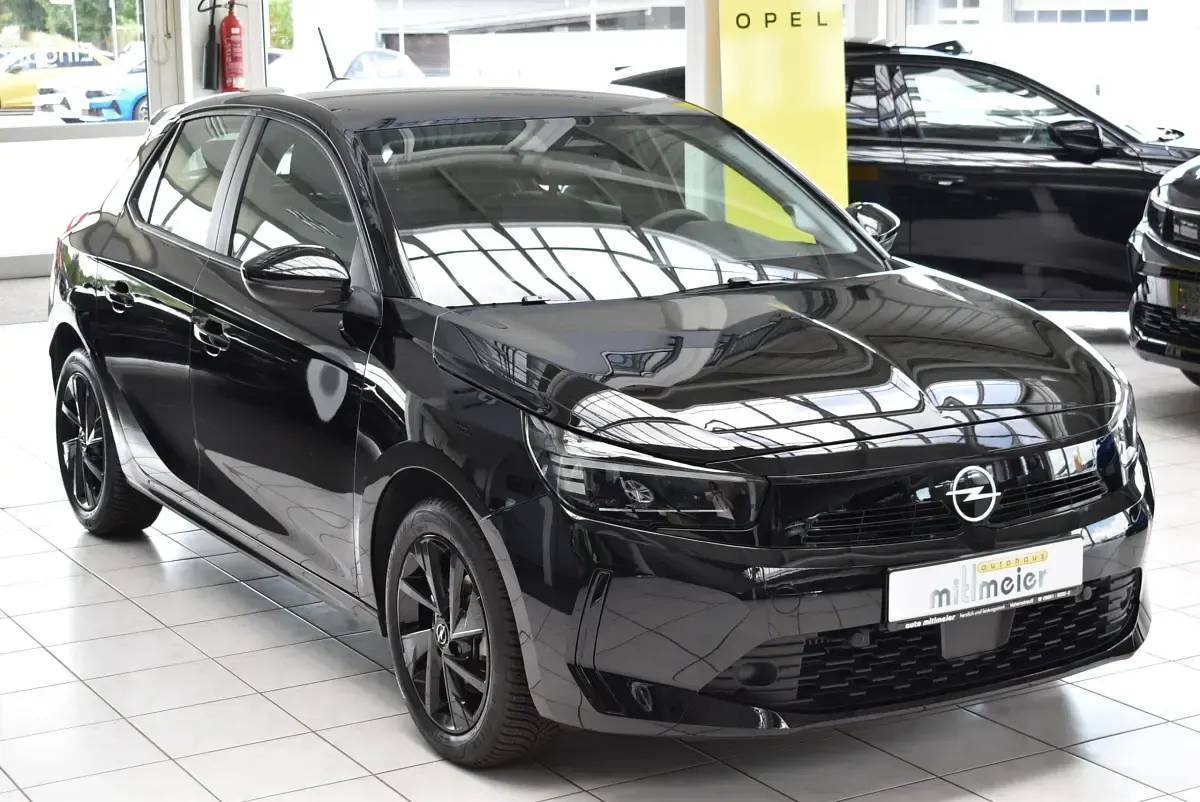 Gebraucht Opel Corsa 101 PS (74 kW) 2025 Karbon schwarz met. Kleinwagen