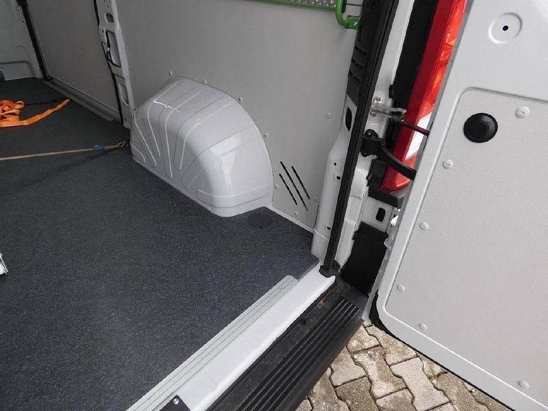 Neu Citroën Jumper 140 PS (102 kW) 2026 Van / Kleinbus