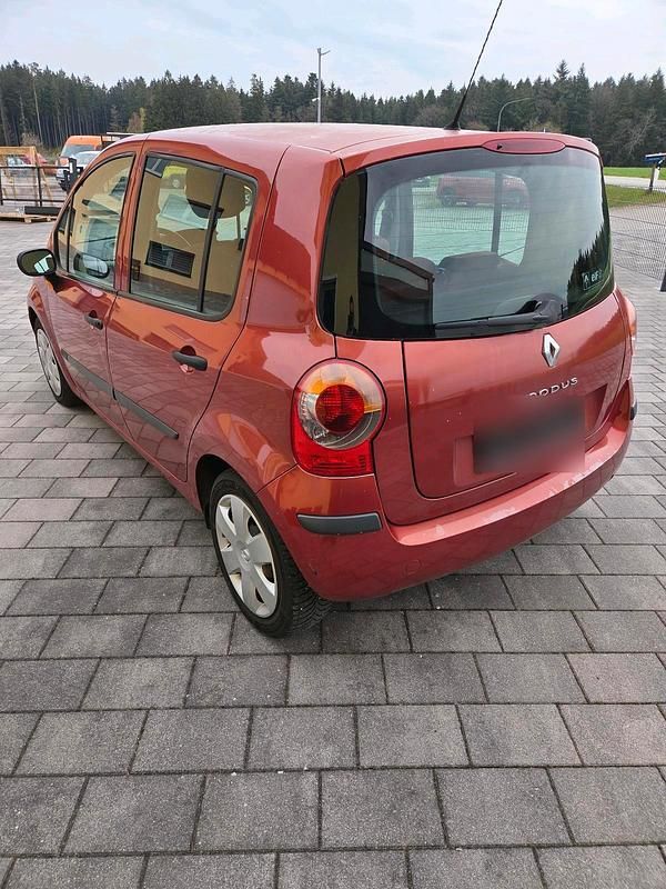Second-hand Renault Modus 75 CP (55 kW) 2004 Roșu Monovolum