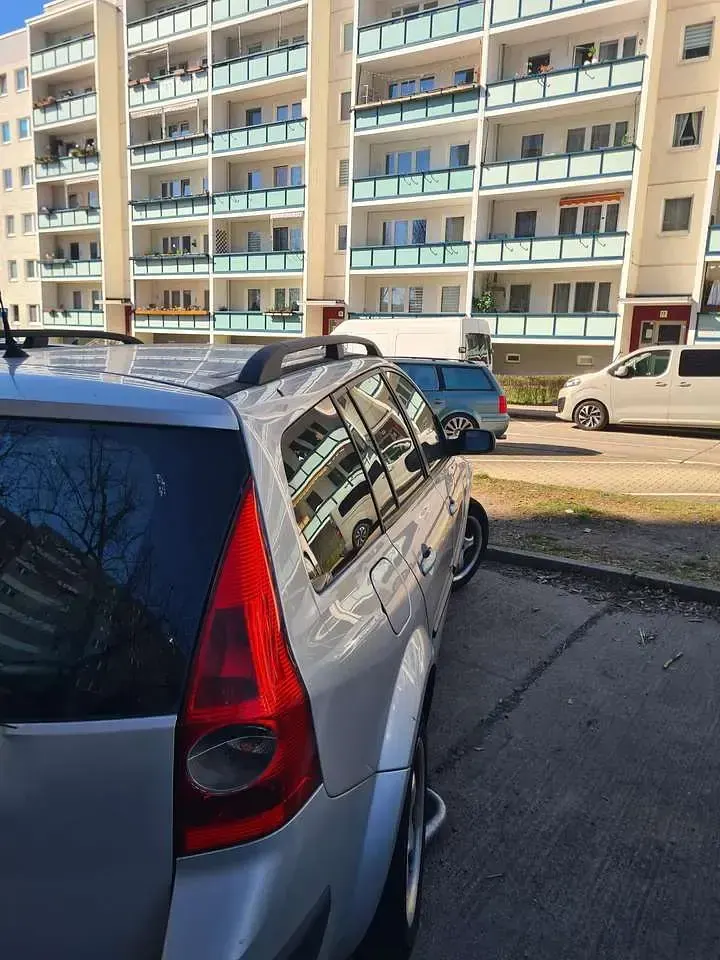 Gebraucht Renault Mégane II Avantage 113 PS (83 kW) 2005 Grau Limousine
