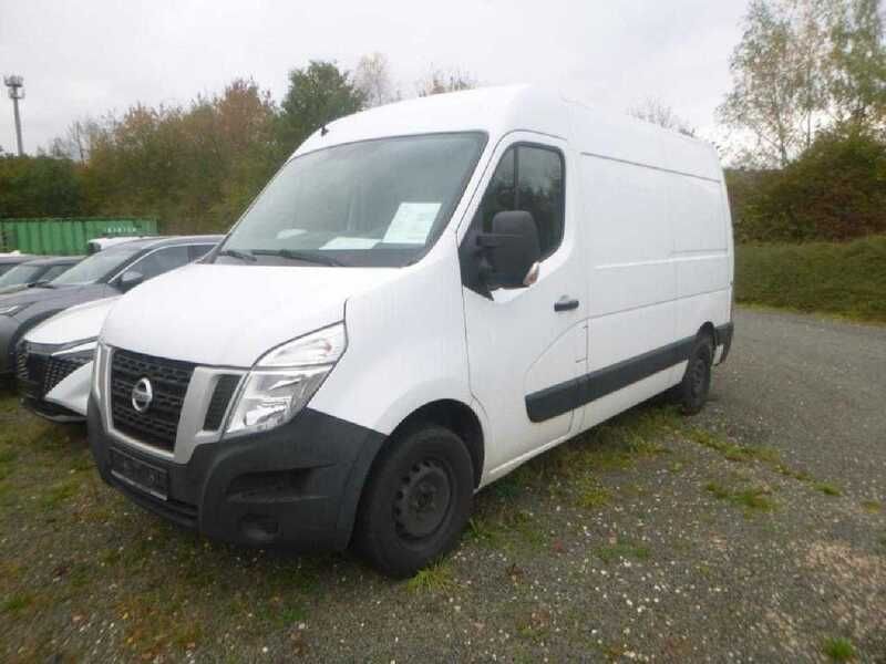 Weiß Gebraucht 2019 Nissan NV400 Comfort Van | 16.950 € - Bild 1/2