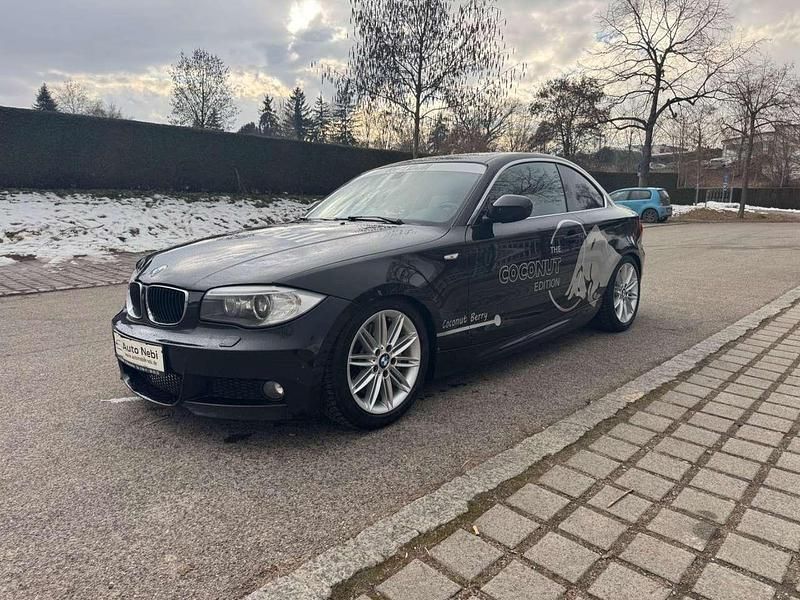 Schwarz Gebraucht 2011 BMW 123 Coupé M Sport Coupé | 7.490 € (Fairer Preis) - Bild 1/4