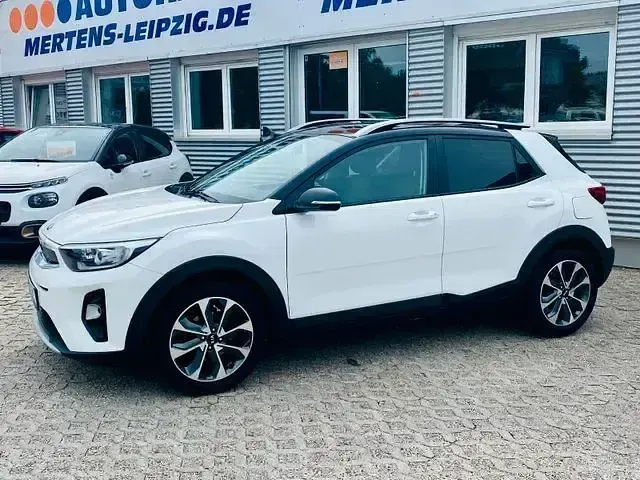 Gebraucht Kia Stonic Vision 120 PS (88 kW) 2018 Weiß SUV