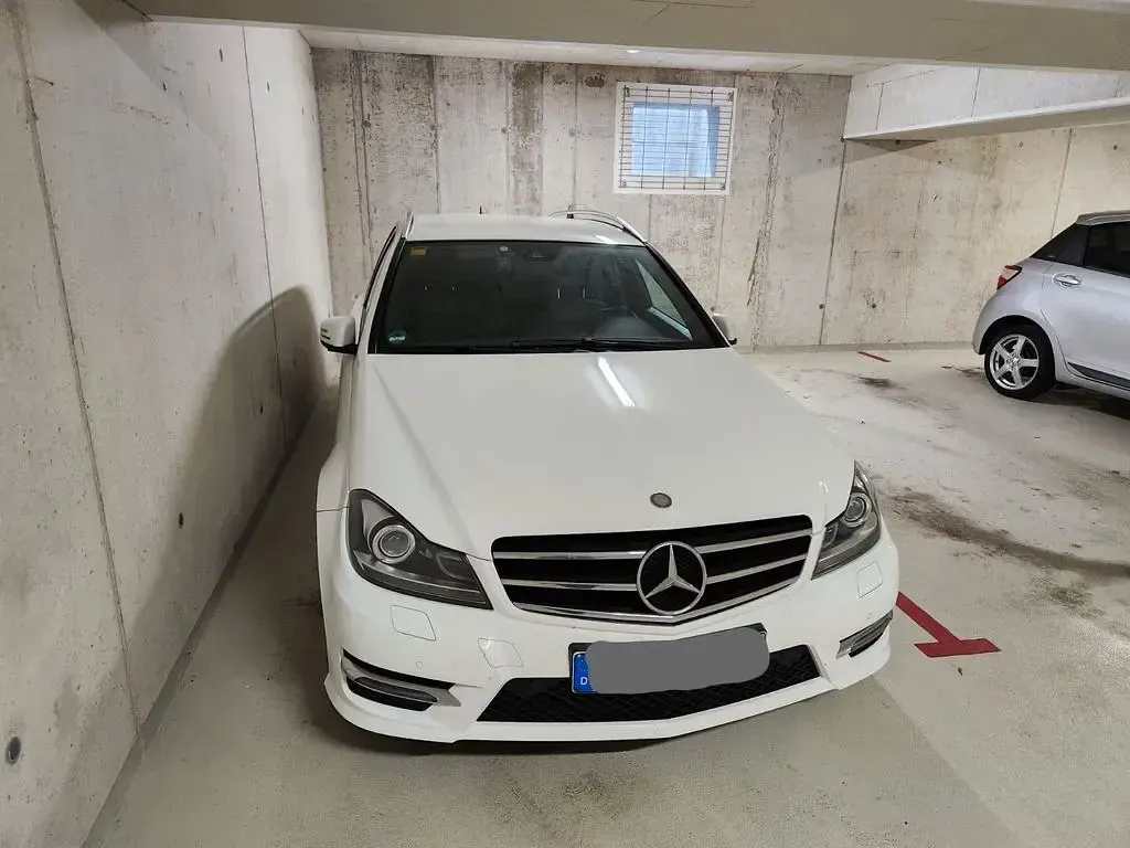 Gebraucht Mercedes C200 AMG line 136 PS (100 kW) 2013 Weiß Kombi