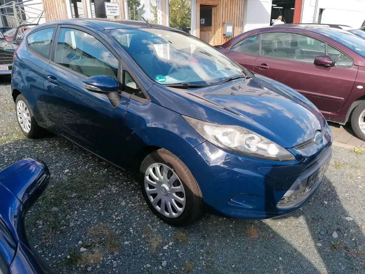 Gebraucht Ford Fiesta 60 PS (44 kW) 2008 Blau Kleinwagen