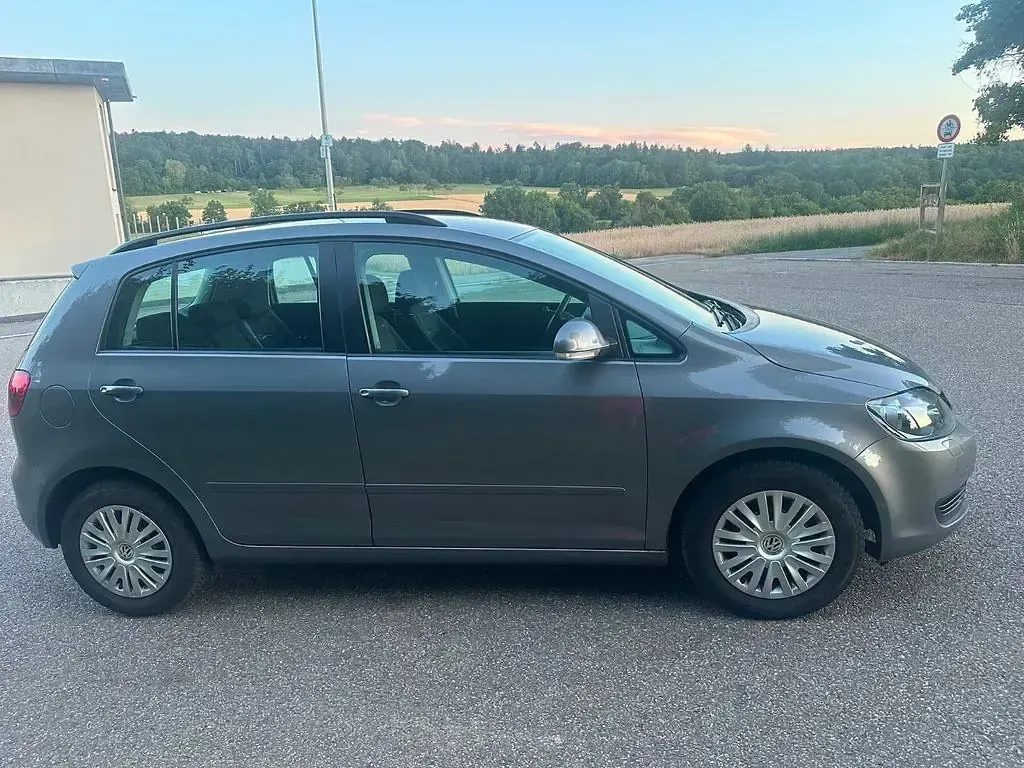 Gebraucht VW Golf Plus Cross Trendline 80 PS (58 kW) 2010 Grau Kleinwagen