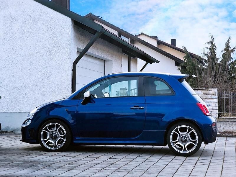 Gebraucht Abarth 595 Competizione 180 PS (132 kW) 2018 Blau Limousine