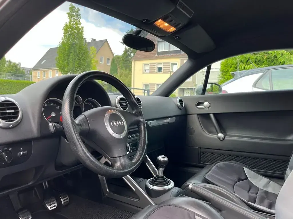 Gebraucht Audi TT S-Line 179 PS (131 kW) 2004 Silber Coupé