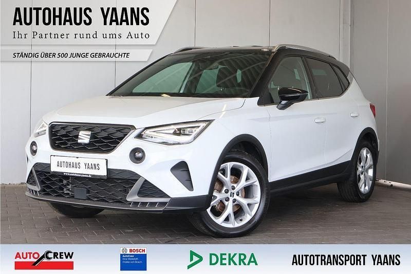Weiß Gebraucht 2023 Seat Arona FR SUV | 16.289 € (Guter Preis) - Bild 1/4