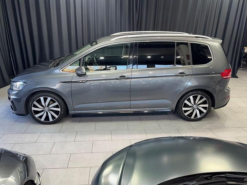 Gebraucht VW Touran Highline 190 PS (139 kW) 2017 Grau Van / Kleinbus