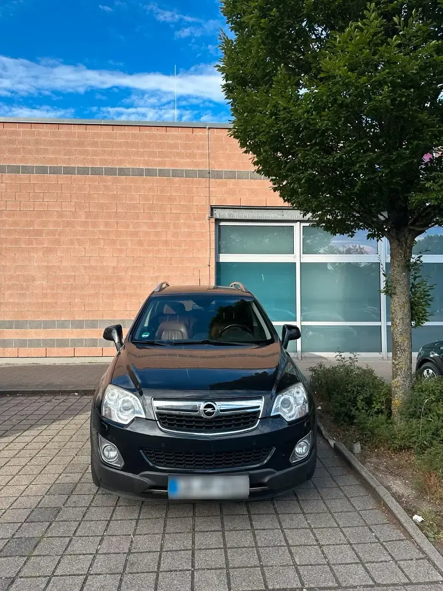 Gebraucht Opel Antara 163 PS (119 kW) 2011 Schwarz SUV