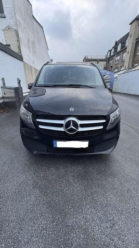 Gebraucht Mercedes V220 Edition 190 PS (139 kW) 2020 Schwarz Van / Kleinbus
