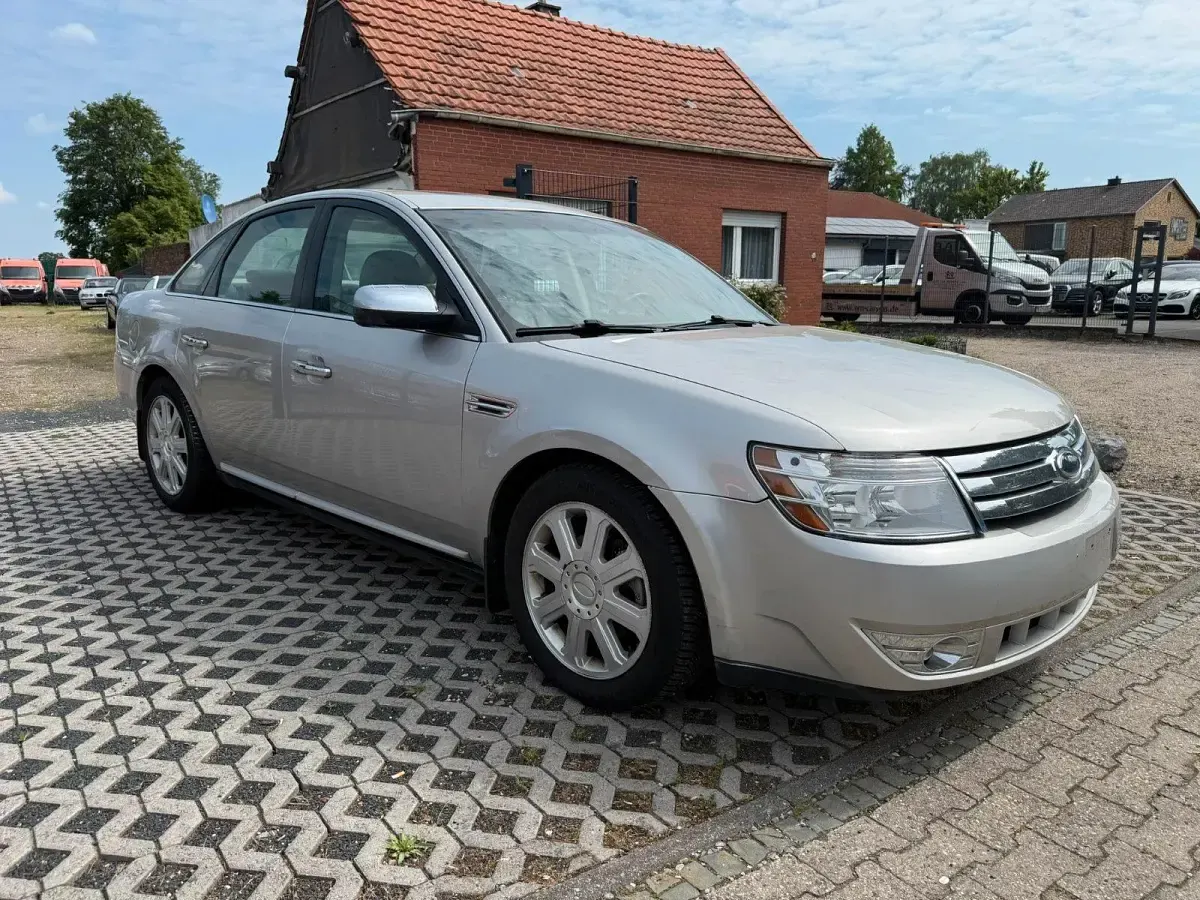 Gebraucht Ford Taurus 266 PS (195 kW) 2008 Silber Limousine