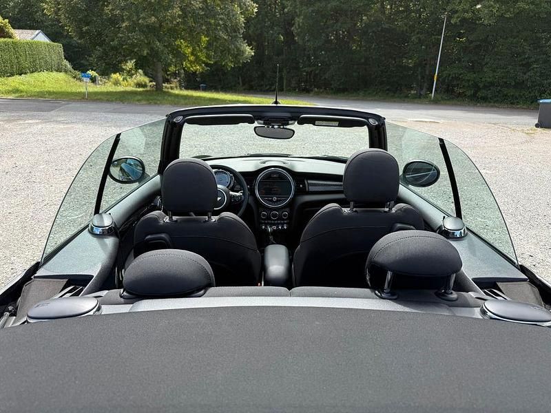 Gebraucht Mini Cooper S 192 PS (141 kW) 2018 Schwarz Kleinwagen