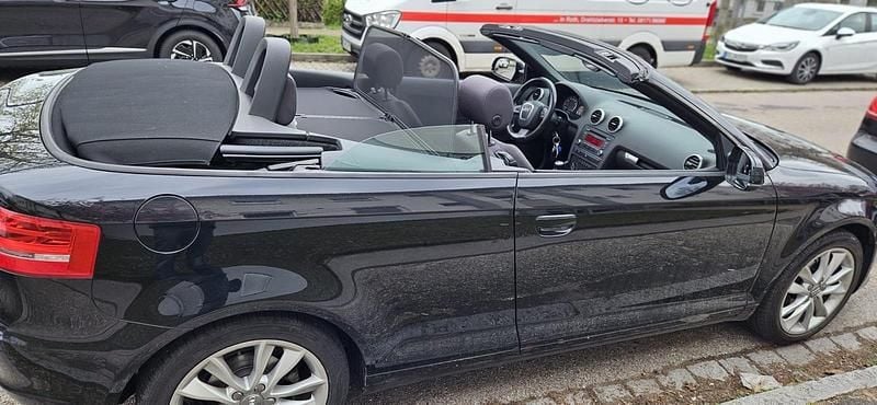 Gebraucht Audi A3 Cabriolet 120 PS (88 kW) 2012 Schwarz Cabrio