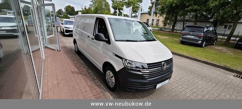 Gebraucht VW T6.1 150 PS (110 kW) 2024 Weiß Van