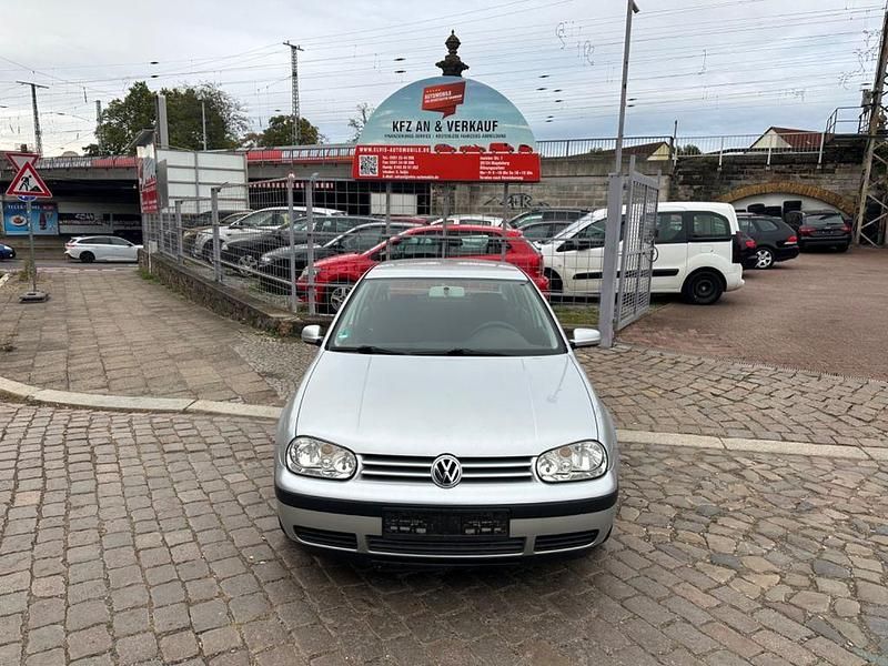 Silber Gebraucht 2002 VW Golf IV Basis Limousine | 1.490 € (Fairer Preis) - Bild 1/4