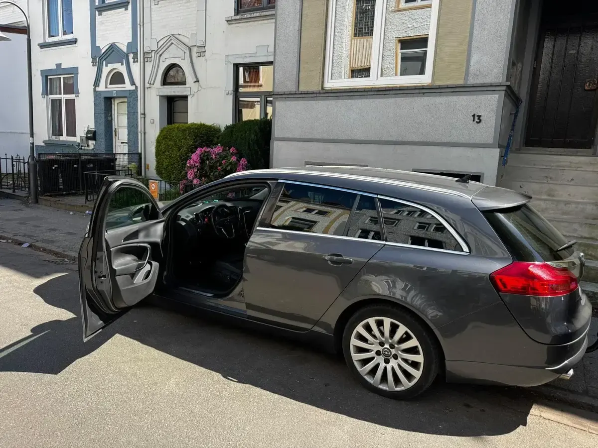 Gebraucht Opel Insignia 2011 Grau Limousine